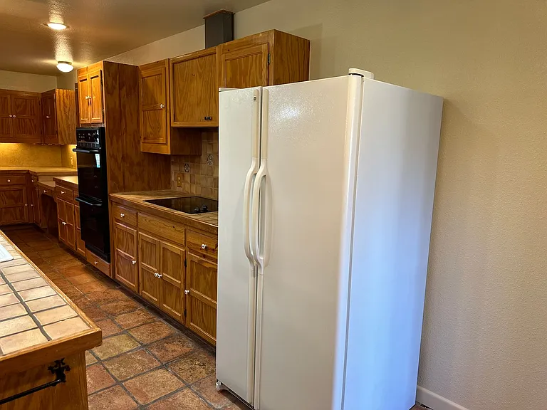 2301 Post Oak Rd — Photo 10