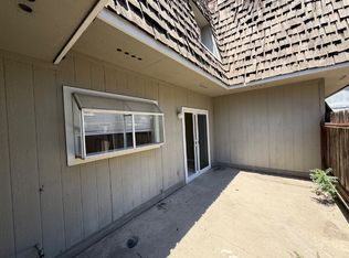 1624 W North Bear Creek Dr, Merced, CA 95348