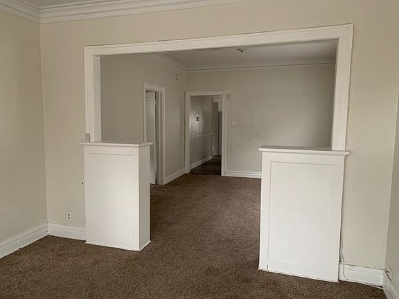 5th image of 6929 S Artesian Ave #2