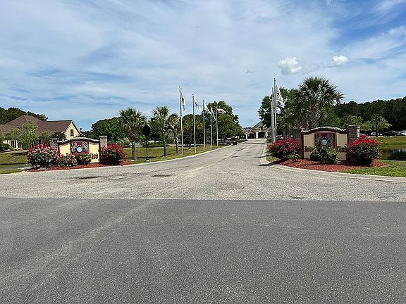 International Club Entrance
