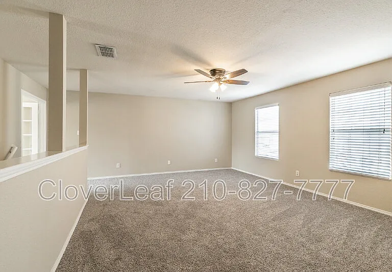 24710 Hickory Mdw — Photo 33