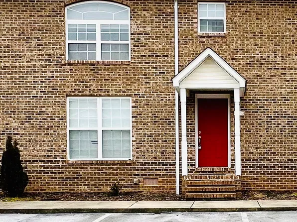 308 Waterford Ct, Johnson City, TN 37615
