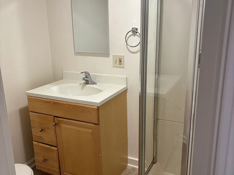 420 Laurel Ave — Photo 4