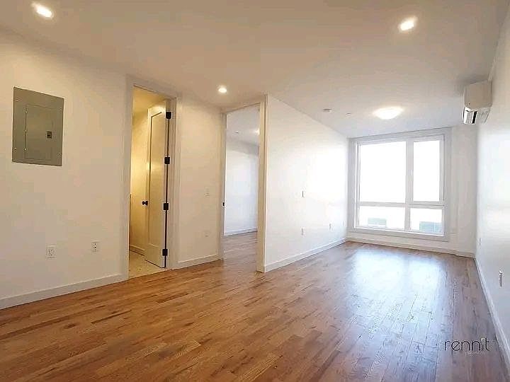 1st image of 443 N Washington St #5