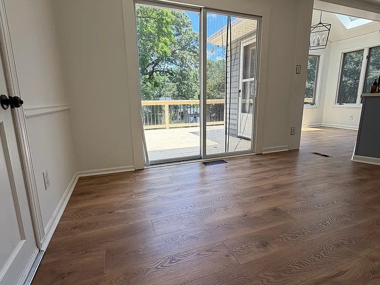 337 E Millbrook Rd — Photo 19
