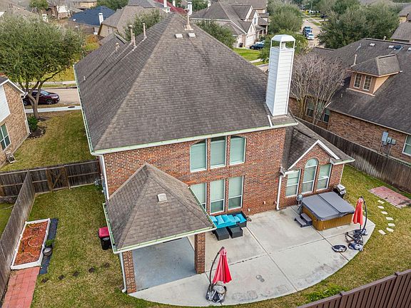 4th image of 5002 Rollingstone Rd