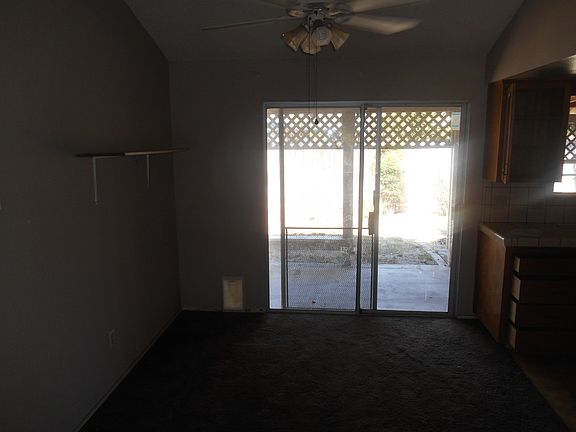 4th image of 1435 W Walnut Ave