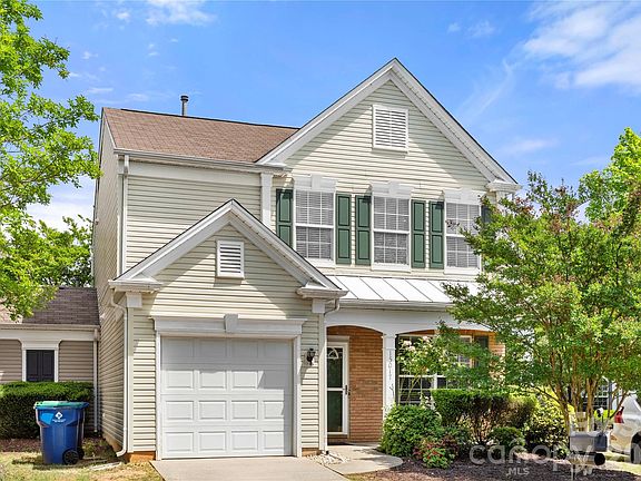 3rd image of 15017 Medlock Ln