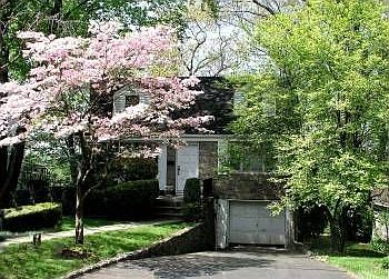 1st image of 61 Hayward St