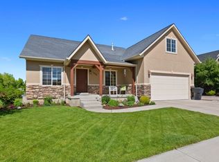 1085 Greenridge Ave, Payson, UT 84651
