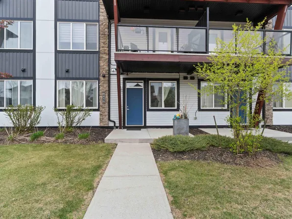 456 Allard Blvd SW, Edmonton, AB T6W 3S7