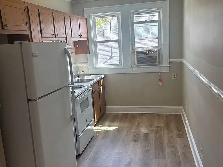 722 S Lexington Ave — Photo 5