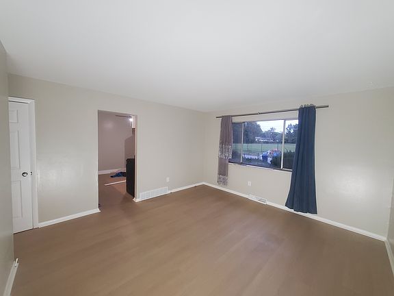 Living room/family room