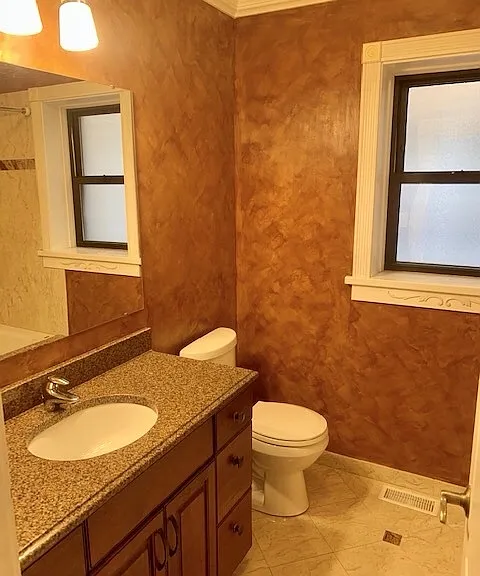 7355 N Seeley Ave #1 — Photo 6