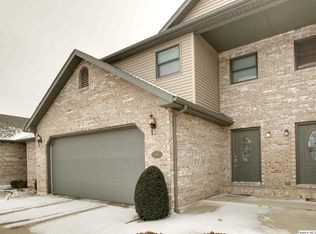 3984 Abbey Ridge Ct, Quincy, IL 62305