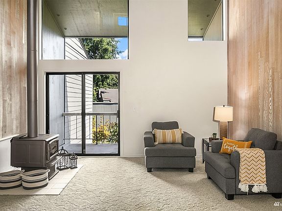 4th image of 6818 137th Ave NE #442