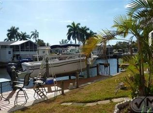 11365 Cypress Ln, Fort Myers Beach, FL 33931