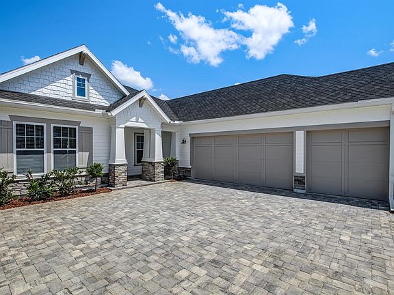 3 Car Garage