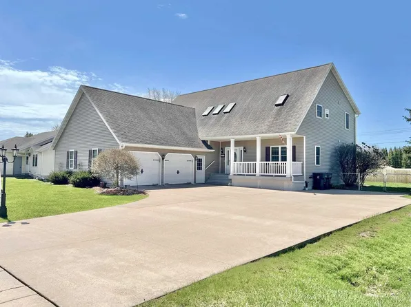 3020 POPP AVENUE, Marshfield, WI 54449