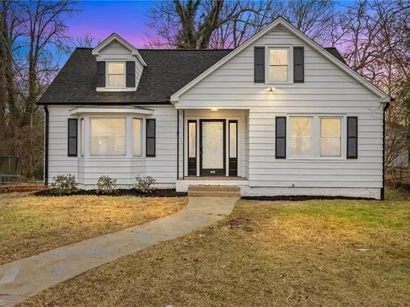 415 Spring St, Thomasville, NC 27360