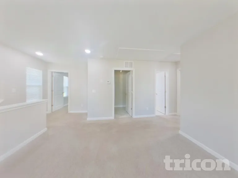 126 Spring Knoll Dr — Photo 13