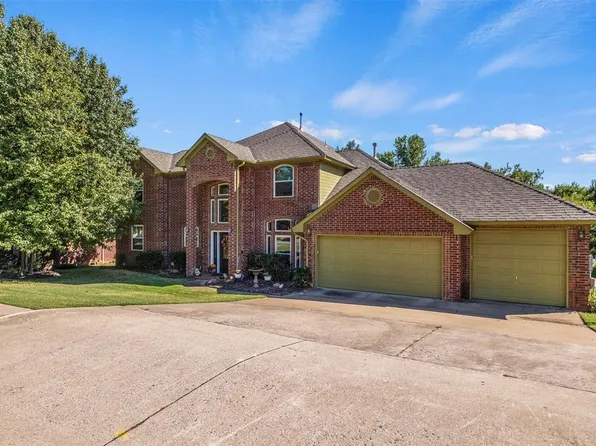 1016 Fox Lake Ln, Edmond, OK 73034