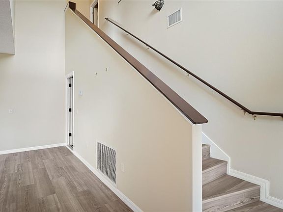 3rd image of 133 INCONNU COURT