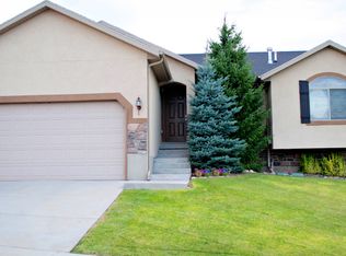 14272 S Copper Oaks Dr, Herriman, UT 84096