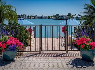 3450 Gulf Shore Blvd N APT 207, Naples, FL 34103