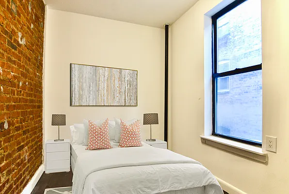 Rented by Corcoran | media 18