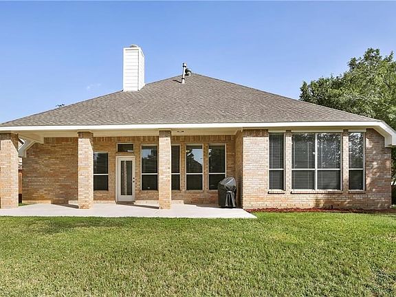 2nd image of 4020 Caruth Ct
