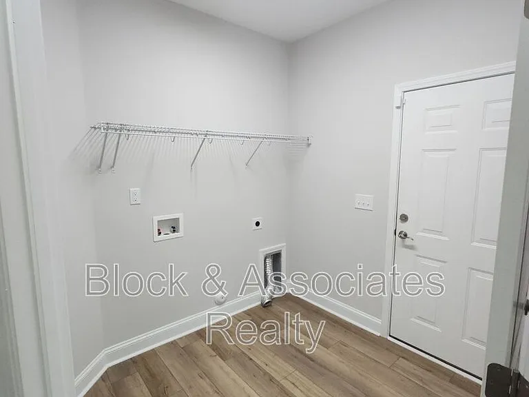 3718 Copper Ct — Photo 15
