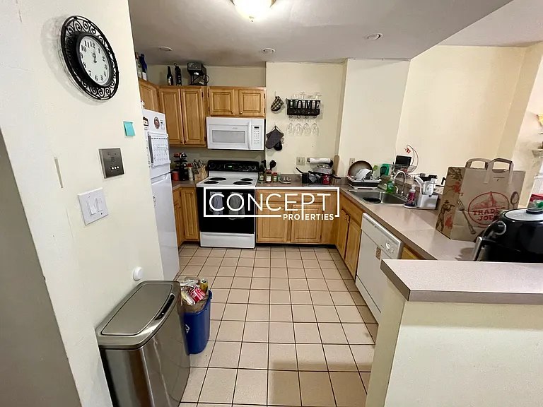 1406 Beacon St #2CP — Photo 18