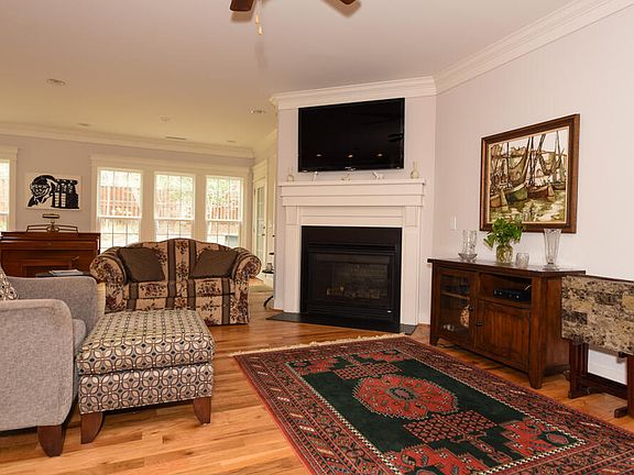 2nd image of 54 Lindsay Burke Pl