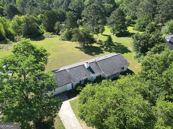 3rd image of 1187 Dixie Rd