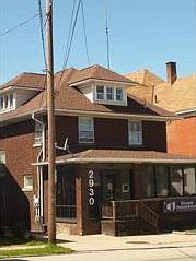2nd image of 2930 Peach St