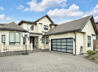 1772 156a St, Surrey, BC V4A4W1