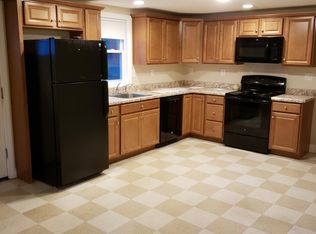 346 Monponsett St #346, Halifax, MA 02338