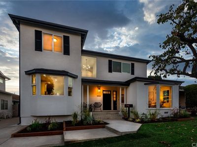 8425 Truxton Ave, Los Angeles, CA, 90045