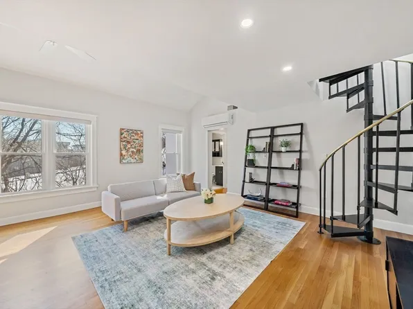 53 N Mead St APT C-10, Boston, MA 02129