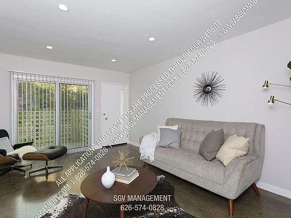 5th image of 789 E Villa St APT 3