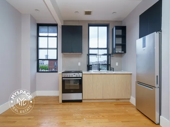 1520 Saint John's Place image 4 of 11