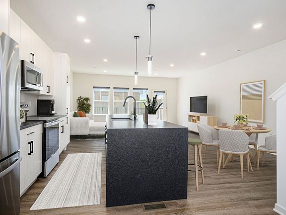 5th image of 42639 Hoshi Ln #42623