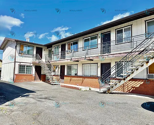 929 Willow St Photo 1