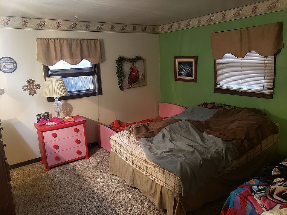 1st image of 8326 Scott Ln