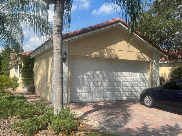 12235 Pescara Ln