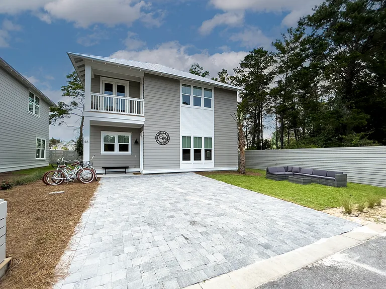 48 Sunset Key Ct — Photo 1