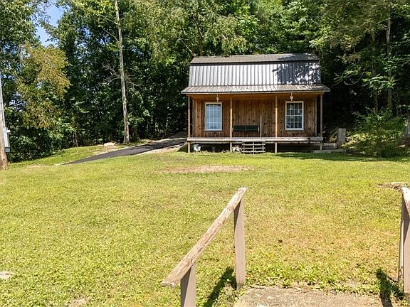 5th image of 360 Newells Run Rd