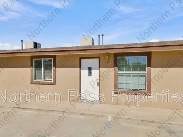 216 S Schutz Dr, El Paso, TX