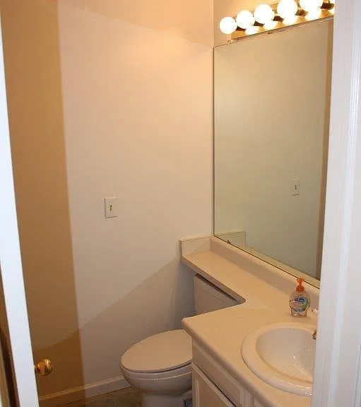 3852 E Irwin Pl — Photo 13